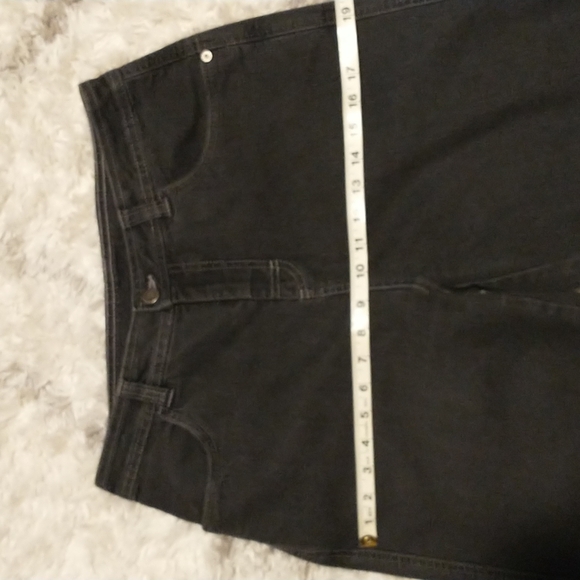 Woolrich women's size 8 cotton/spandex black jeans - Picture 4 of 8